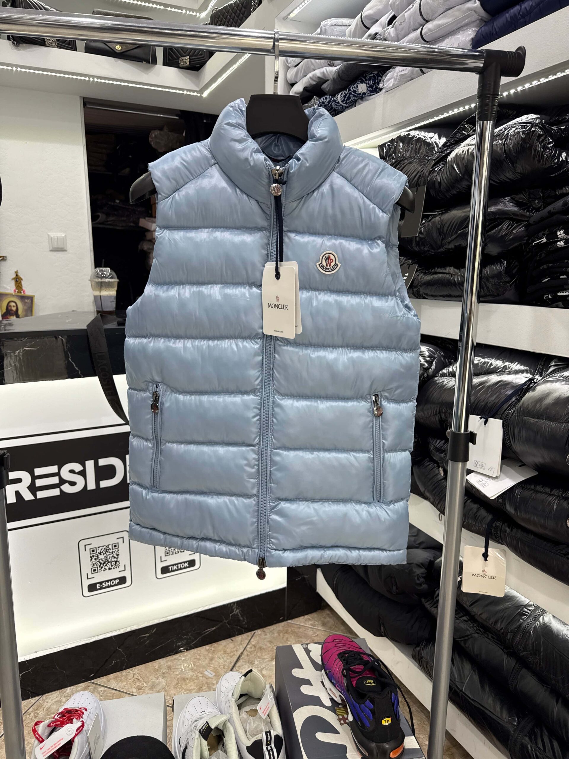 0C5C7230-3FC9-43DD-9203-6BFEDF50C186 Moncler - Vest - Sky/Maya - NFC - Image 1