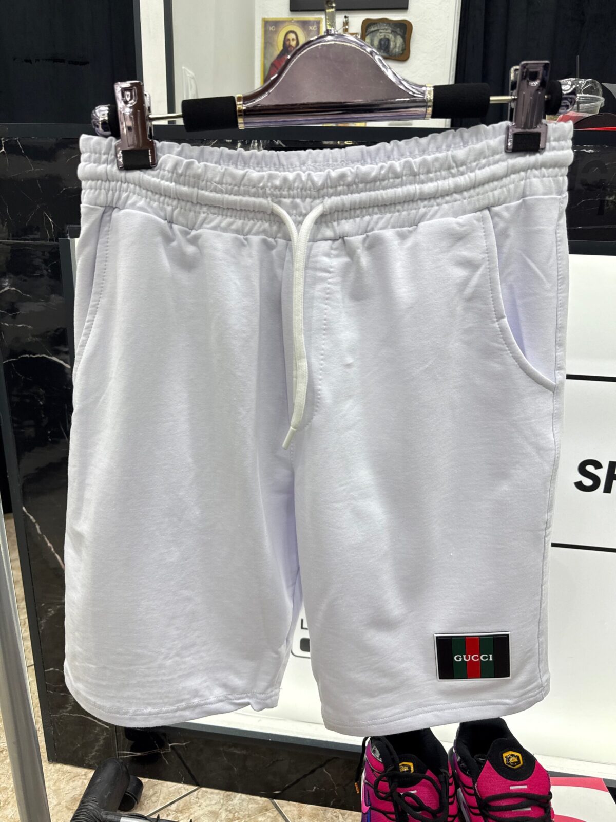 2F30943F-9ADE-4DCD-B92C-D7B0C591333B Gucci - Βερμούδα - White/Strips - Image 1