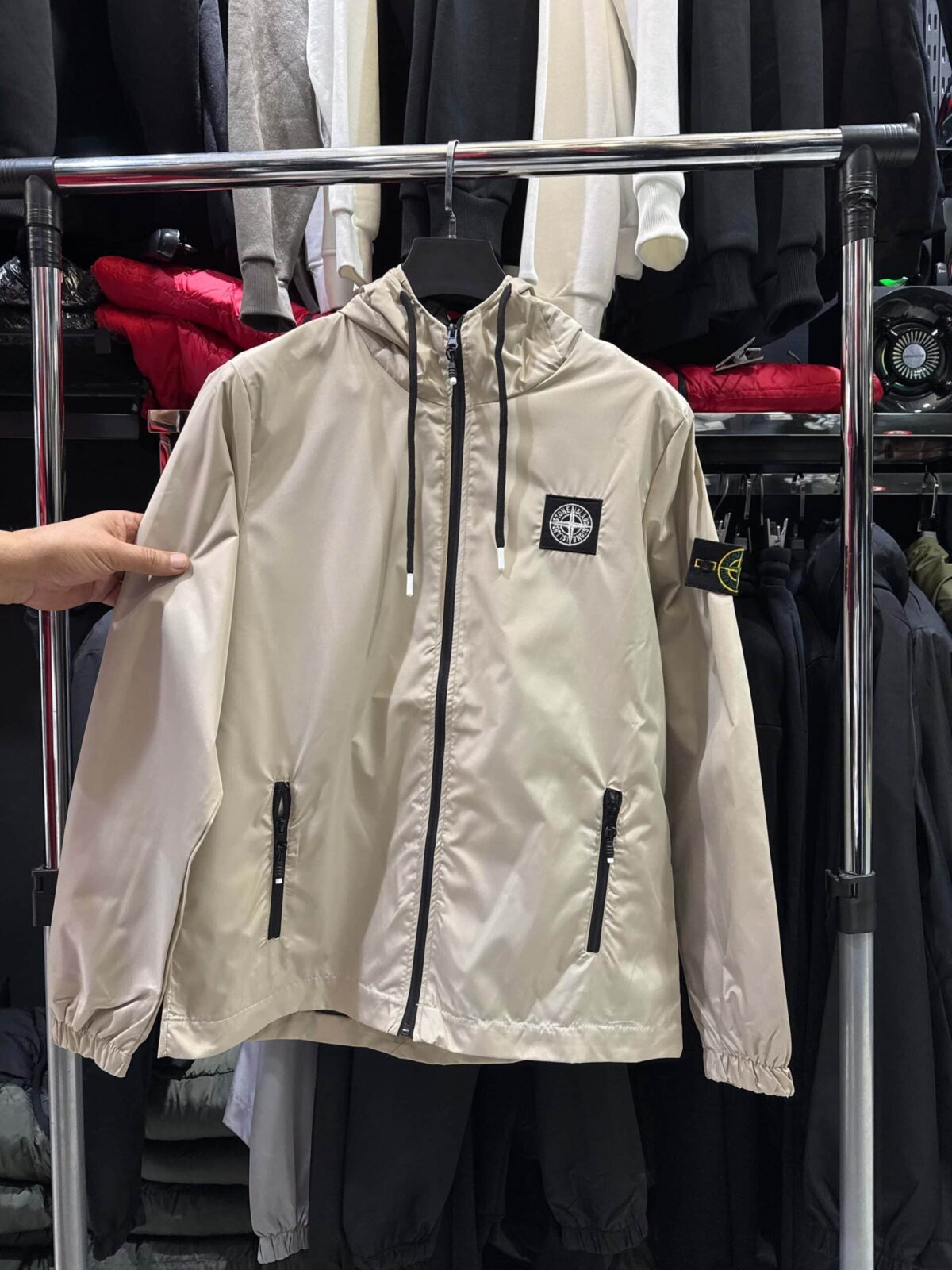 789203D0-58F7-4137-8877-060A129E8A38 Stone Island - Jacket - Sand - Αντιανεμικό • Αδιάβροχο - Image 1