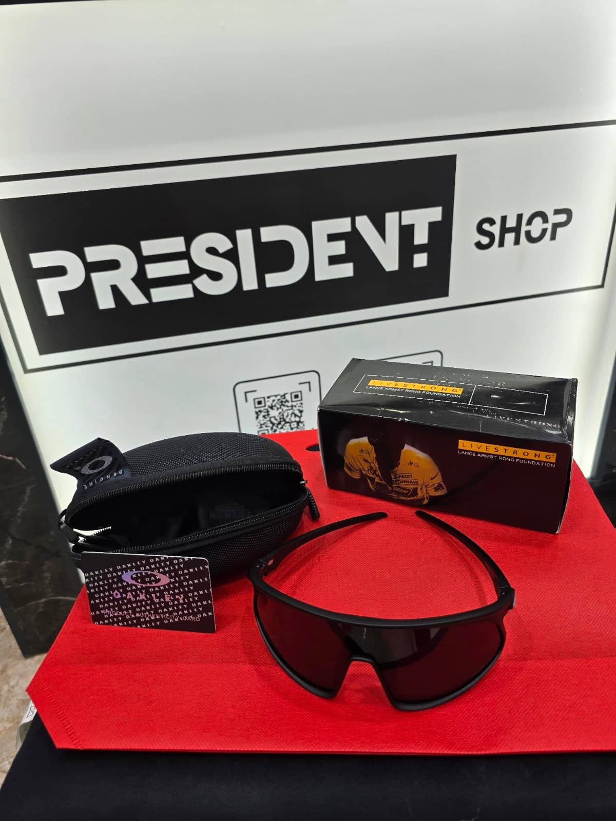 IMG-1047 Oakley - Sunglasses - Mask - Image 1