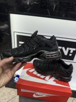 Nike - TN - Total Black