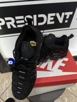 Nike - VM - Total Black - Image 2